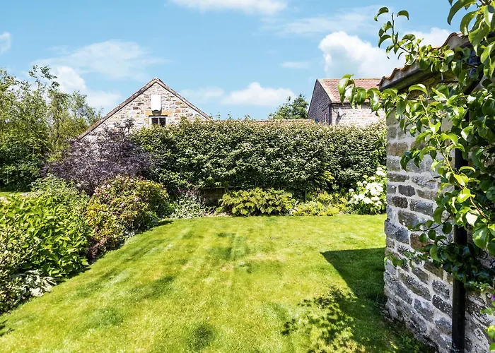 Holiday home Walnut Cloughton